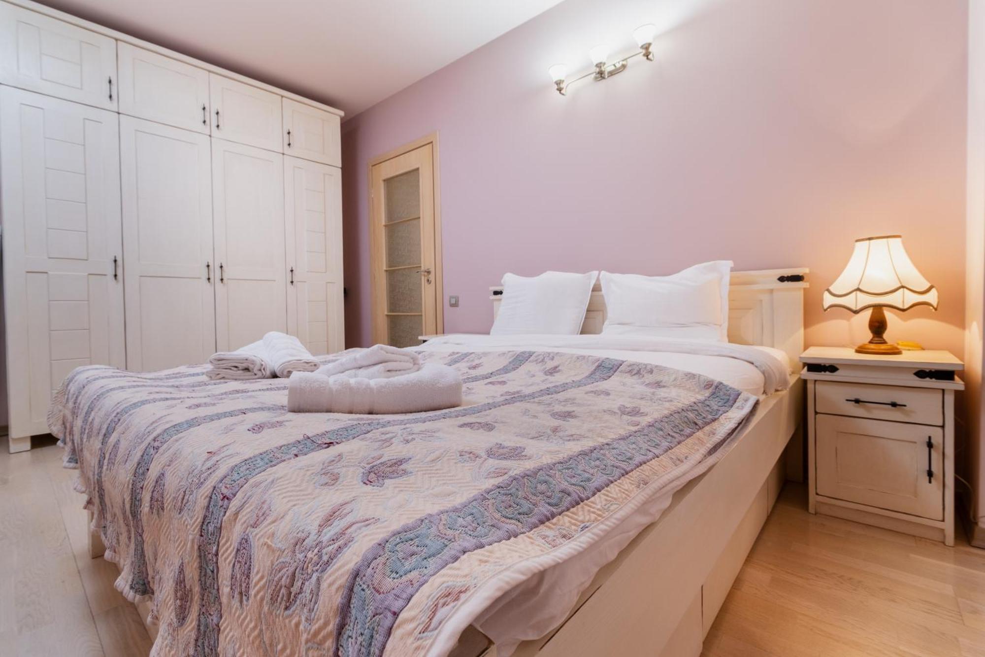 Elegant 1-Bedroom Apartment Пловдив Экстерьер фото