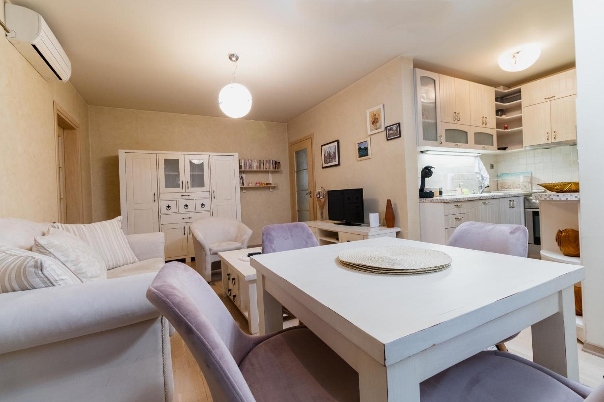 Elegant 1-Bedroom Apartment Пловдив Экстерьер фото