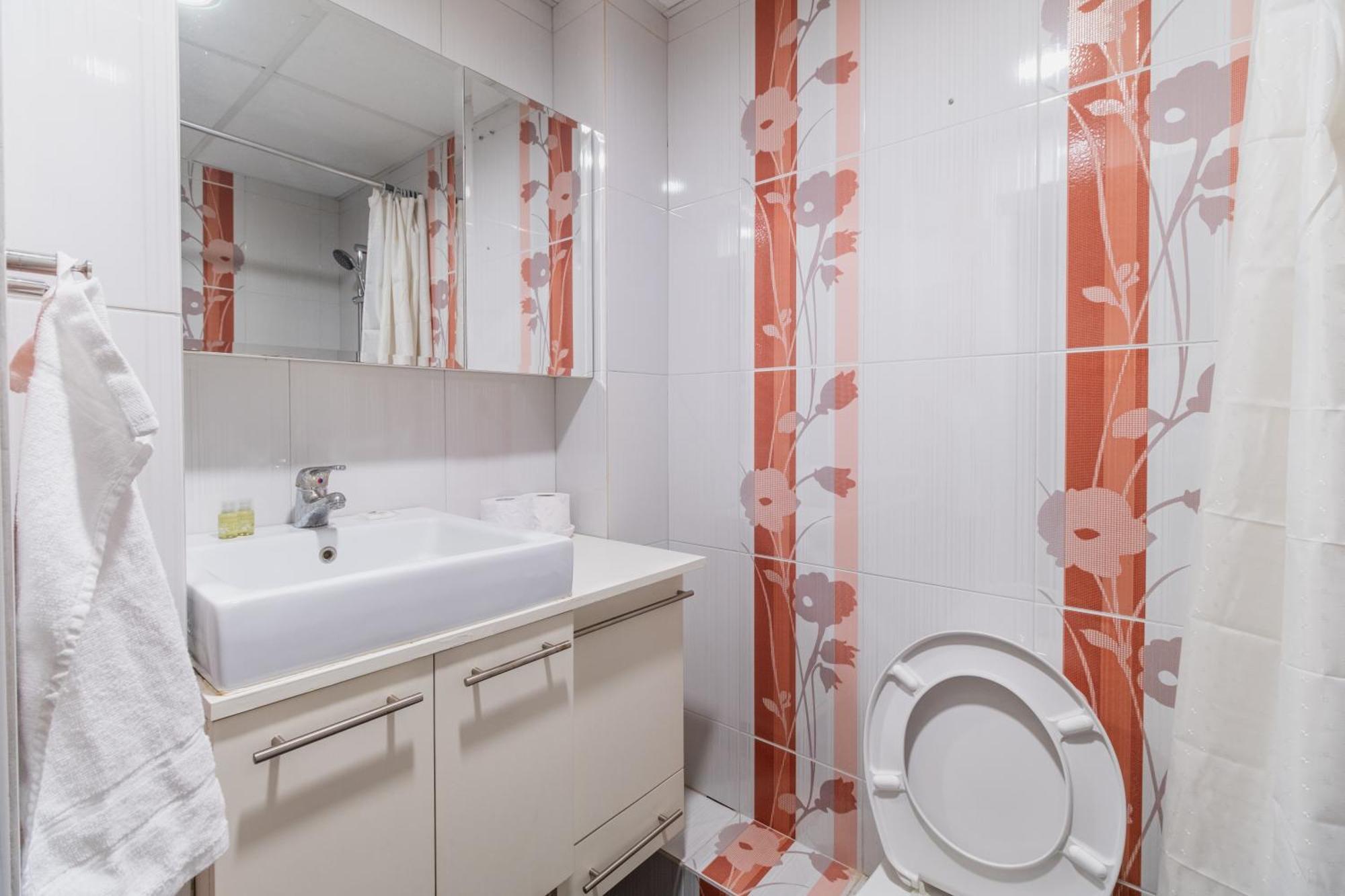 Elegant 1-Bedroom Apartment Пловдив Экстерьер фото